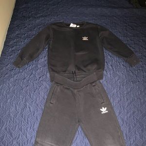 Adidas sweat suit fleece